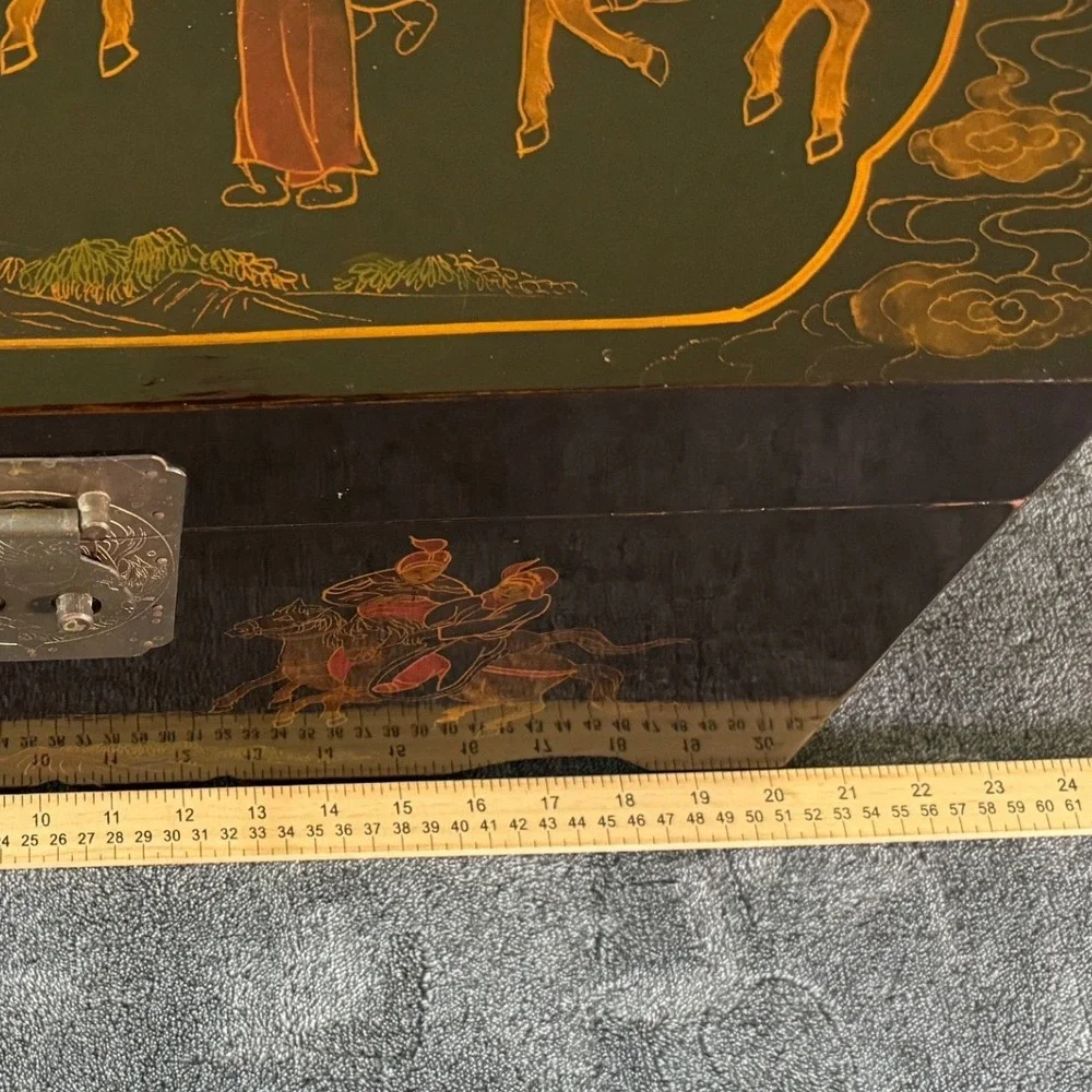 Vintage Chinese Lacquer Domed Trunk Black Gold Royal Procession Chest YC053A‎